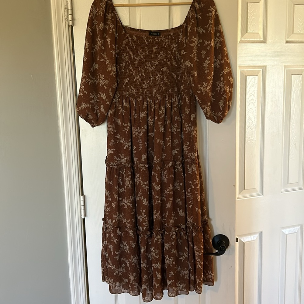 Mika rose brown floral dress! Beautiful for fall pictures with the family!